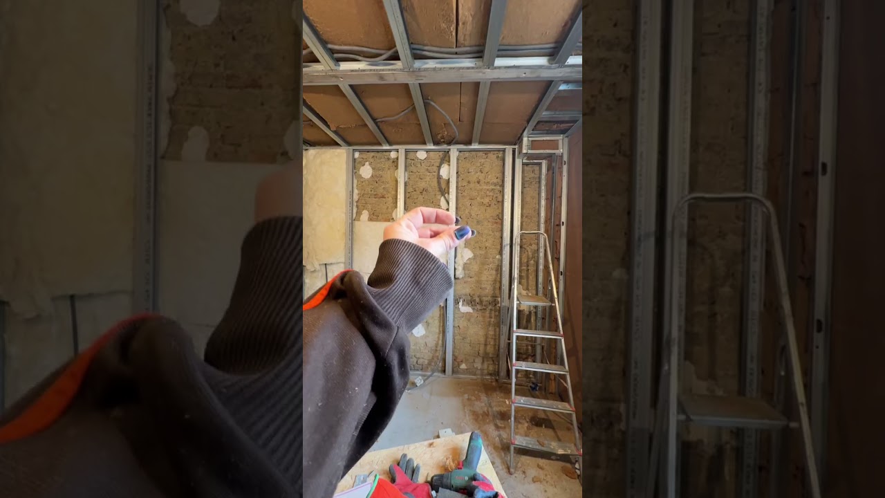 Isolation laine de verre et laine de bois #renovation #travaux