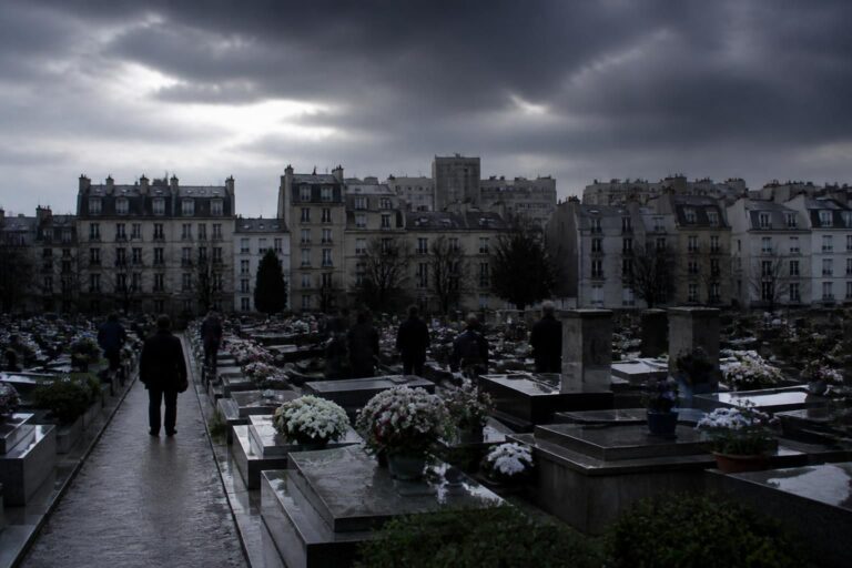 Surmortalité inédite en France depuis 2003 : 5 764 décès supplémentaires enregistrés durant cet épisode…